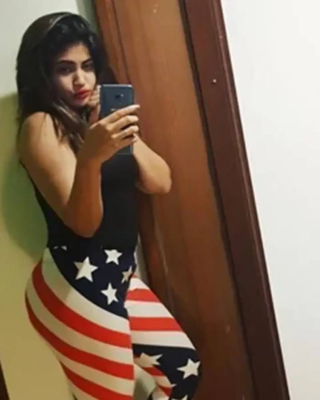 female call girl in Purani Delhi